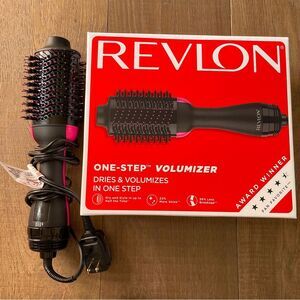 Revlon® Pro Collection Salon One-Step Hair Dryer & Volumizer